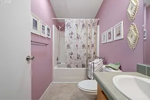 2512 Maia Loop, Springfield, OR 97477 - Photo 12