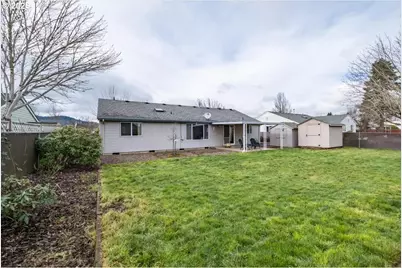 2963 S 7th Pl, Lebanon, OR 97355 - Photo 42