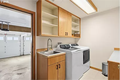 915 E 18th St, The Dalles, OR 97058 - Photo 46