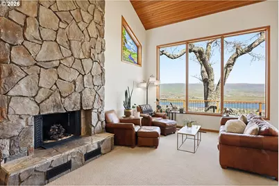 915 E 18th St, The Dalles, OR 97058 - Photo 16