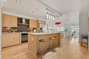 1310 NW Naito Pkwy, Portland, OR 97209 - Photo 12