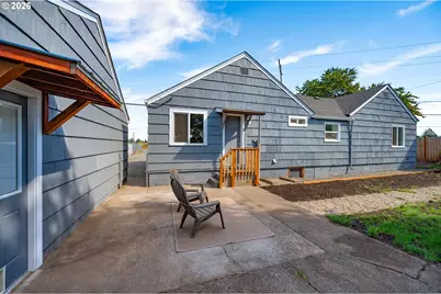 1070 Bethel Dr, Eugene, OR 97402 - Photo 32