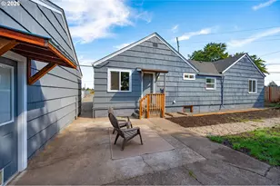 1070 Bethel Dr, Eugene, OR 97402 - Photo 32