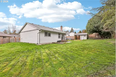 2168 SE Harlow Ct, Troutdale, OR 97060 - Photo 32