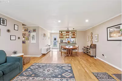 2168 SE Harlow Ct, Troutdale, OR 97060 - Photo 8