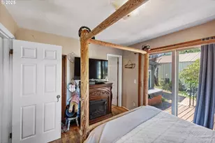 760 O'Connell St, North Bend, OR 97459 - Photo 18