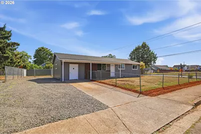 2011 Ohio St, Eugene, OR 97402 - Photo 2