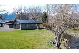 403 N Lake St, Joseph, OR 97846 - Photo 4