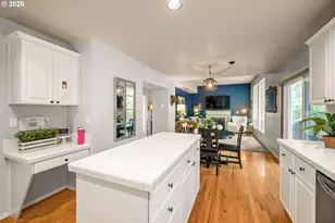 14762 NW Fawnlily Dr, Portland, OR 97229 - Photo 12