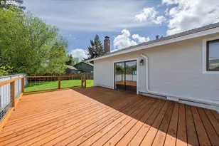 1676 NW Youngwood Ct, Roseburg, OR 97471 - Photo 36