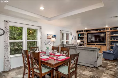 4567 Foulweather St, Florence, OR 97439 - Photo 16