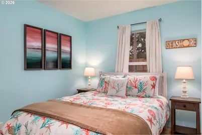 4567 Foulweather St, Florence, OR 97439 - Photo 24