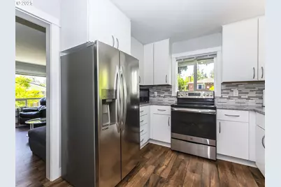 9016 9022 SE Ankeny St, Portland, OR 97216 - Photo 42