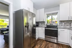 9016 9022 SE Ankeny St, Portland, OR 97216 - Photo 42