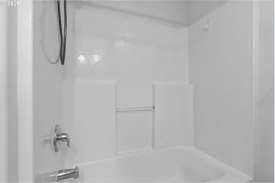 475 SE 35th St #E-25, Newport, OR 97366 - Photo 24