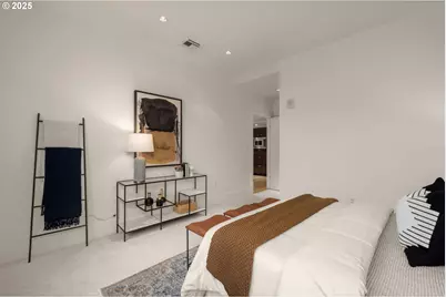 1001 NW Lovejoy St #609, Portland, OR 97209 - Photo 12