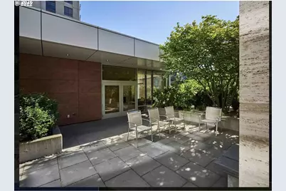 1001 NW Lovejoy St #609, Portland, OR 97209 - Photo 32