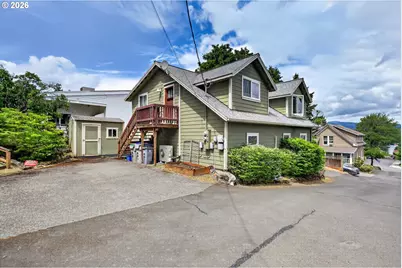 921 Eugene St, Hood River, OR 97031 - Photo 2