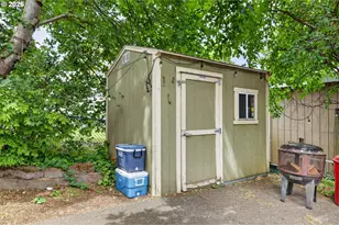 921 Eugene St, Hood River, OR 97031 - Photo 24