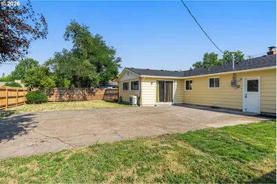 1161 W 24th Ave, Eugene, OR 97405 - Photo 32