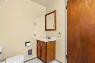 1161 W 24th Ave, Eugene, OR 97405 - Photo 14
