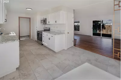 3113 Hammel St NE, Salem, OR 97301 - Photo 12