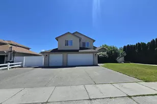 1166 E Main St, Hermiston, OR 97838 - Photo 24
