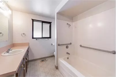 170 Friendship Ave, Salem, OR 97302 - Photo 16