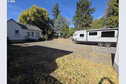 722 N Main Ave, Gresham, OR 97030 - Photo 22