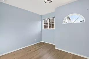 1915 N Jantzen Ave, Portland, OR 97217 - Photo 10