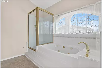 1915 N Jantzen Ave, Portland, OR 97217 - Photo 26