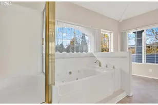 1915 N Jantzen Ave, Portland, OR 97217 - Photo 30