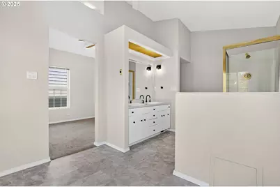 1915 N Jantzen Ave, Portland, OR 97217 - Photo 28