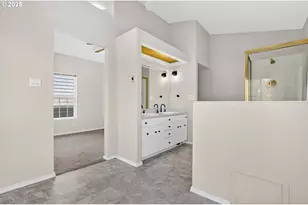 1915 N Jantzen Ave, Portland, OR 97217 - Photo 28