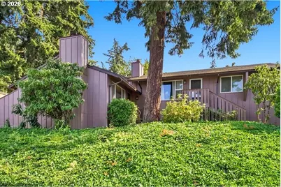 11872 SE Morrison St, Portland, OR 97216 - Photo 2