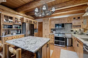 29296 McTavish Ln, Eugene, OR 97402 - Photo 26