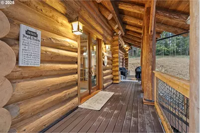 29296 McTavish Ln, Eugene, OR 97402 - Photo 10