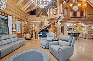 29296 McTavish Ln, Eugene, OR 97402 - Photo 16