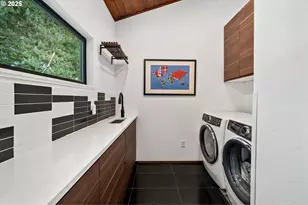 3777 Parkwood Way, West Linn, OR 97068 - Photo 26