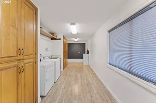 1060 S Park St, Carlton, OR 97111 - Photo 26