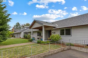 1060 S Park St, Carlton, OR 97111 - Photo 6