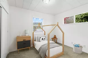 331 NE Laurel Ave, Myrtle Creek, OR 97457 - Photo 22