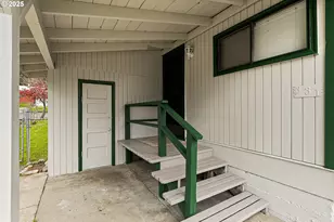 331 NE Laurel Ave, Myrtle Creek, OR 97457 - Photo 4