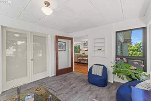 380 N 2nd Ct, Coos Bay, OR 97420 - Photo 20