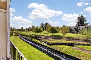 1702 NE Hogan Dr, Gresham, OR 97030 - Photo 6