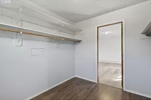 1702 NE Hogan Dr, Gresham, OR 97030 - Photo 10
