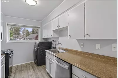 1702 NE Hogan Dr, Gresham, OR 97030 - Photo 30
