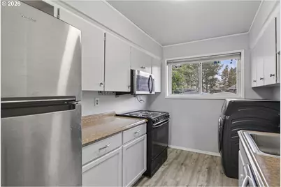 1702 NE Hogan Dr, Gresham, OR 97030 - Photo 34