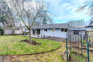 13364 Eastborne Dr, Oregon City, OR 97045 - Photo 8