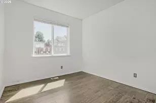 15110 SE Evergreen Dr, Portland, OR 97236 - Photo 16